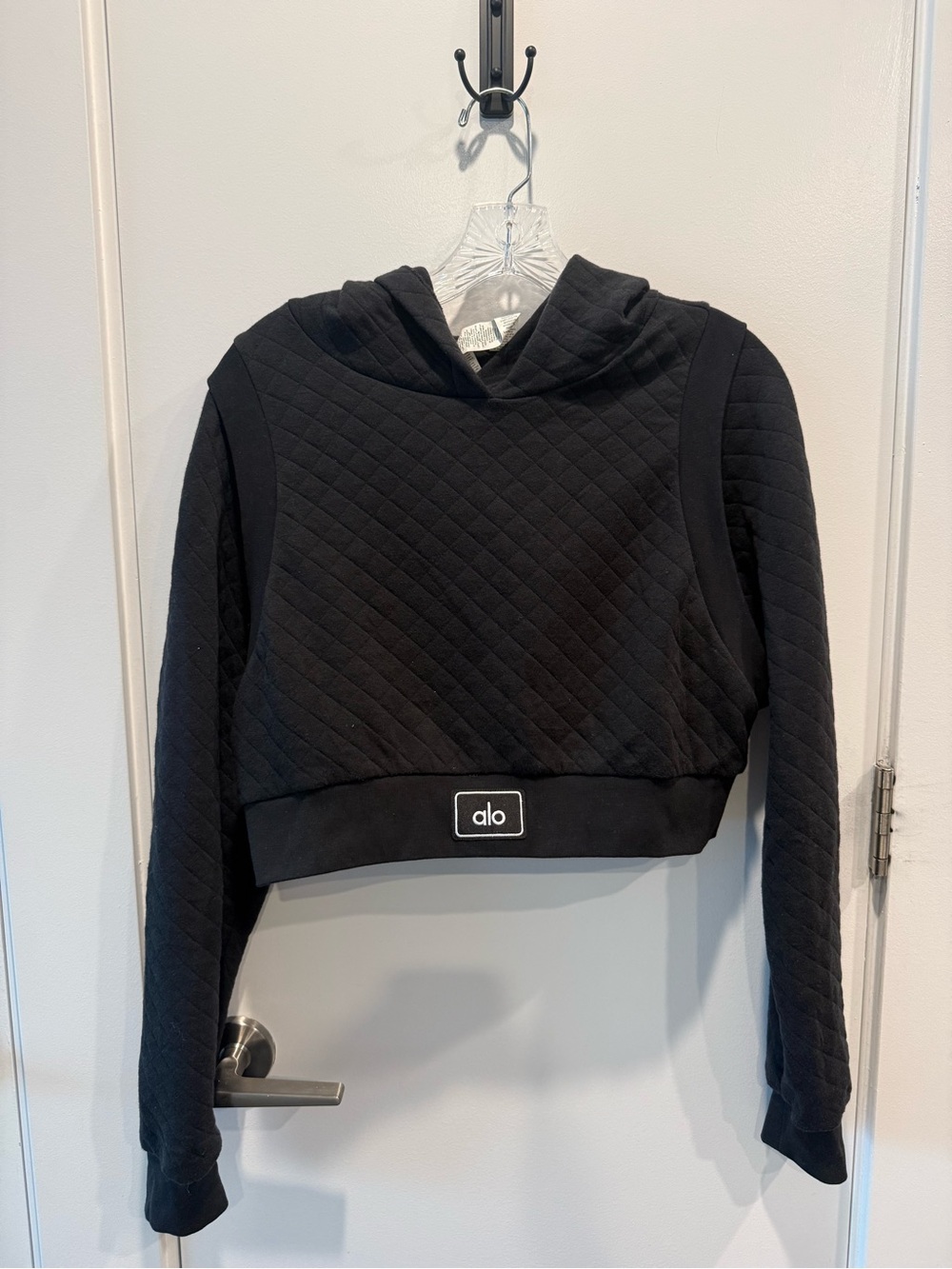 ALO Yoga Black Quilted Cropped Hoodie